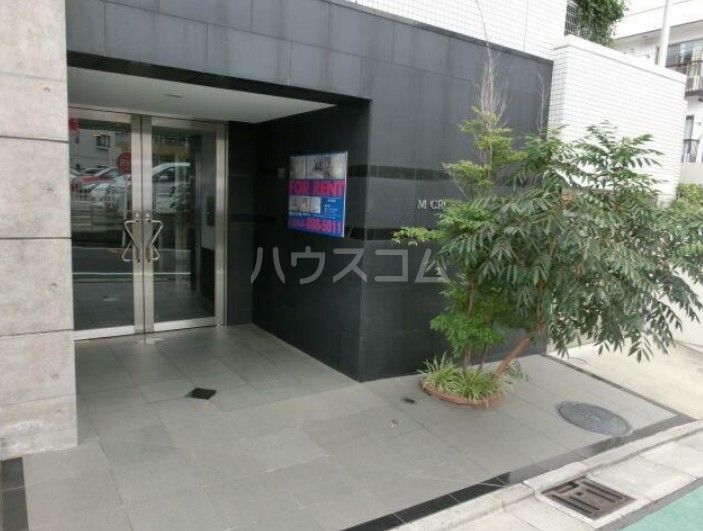 15/22 エントランス