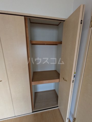 13/30 収納