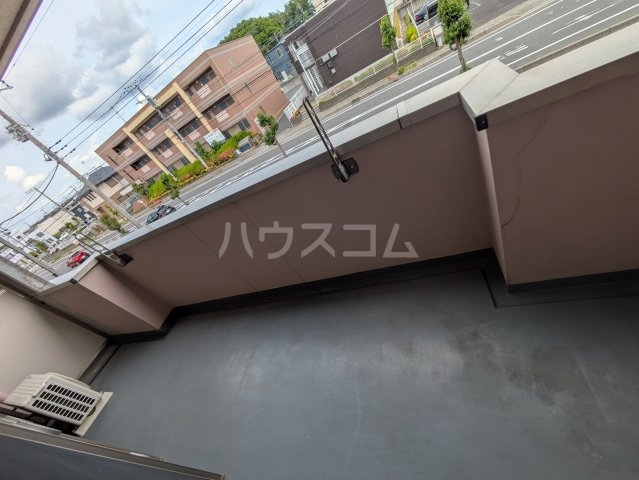 23/30 バルコニー