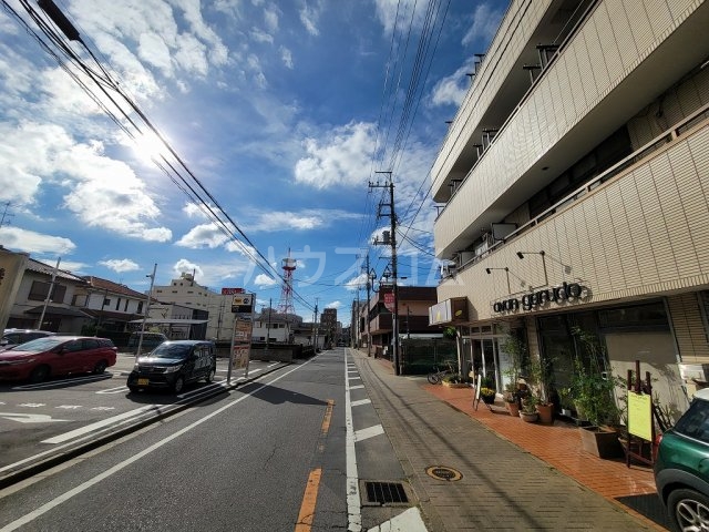 28/30 駐車場