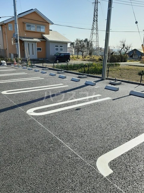 14/20 駐車場