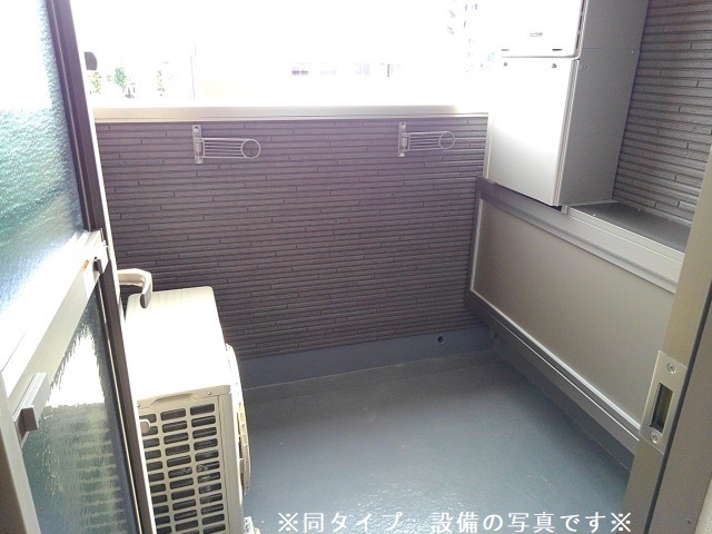 19/30 バルコニー