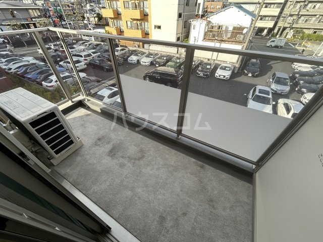 19/30 バルコニー