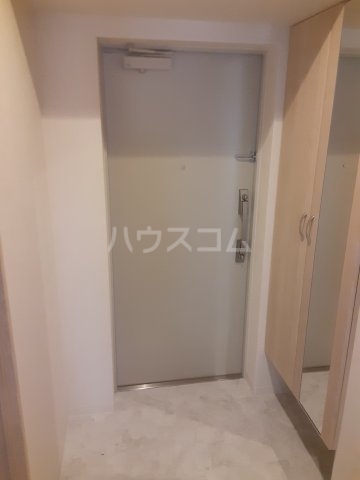 13/30 玄関