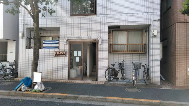 14/22 エントランス