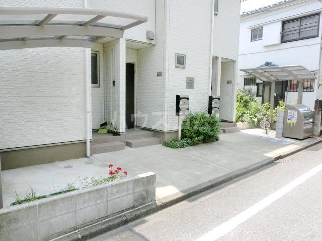 14/22 エントランス