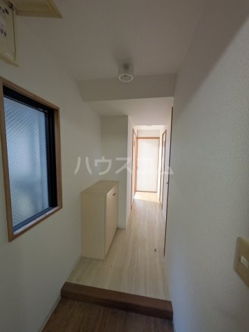 13/29 玄関