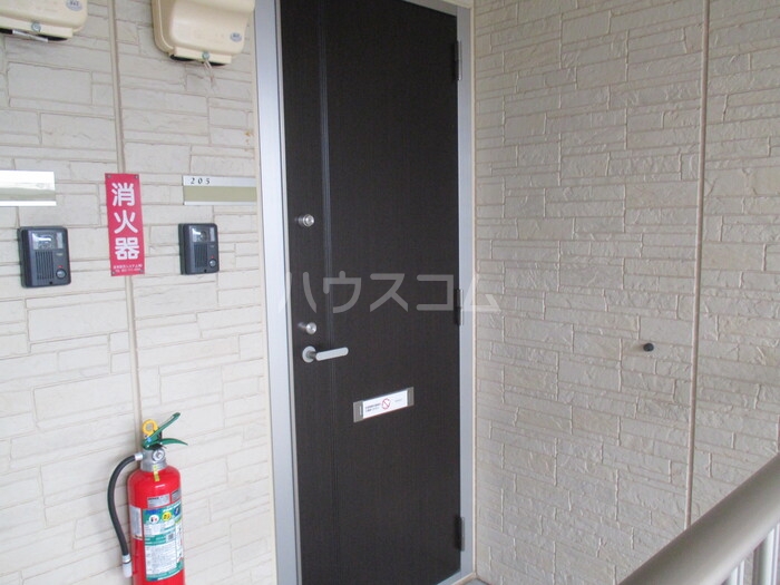 26/30 エントランス