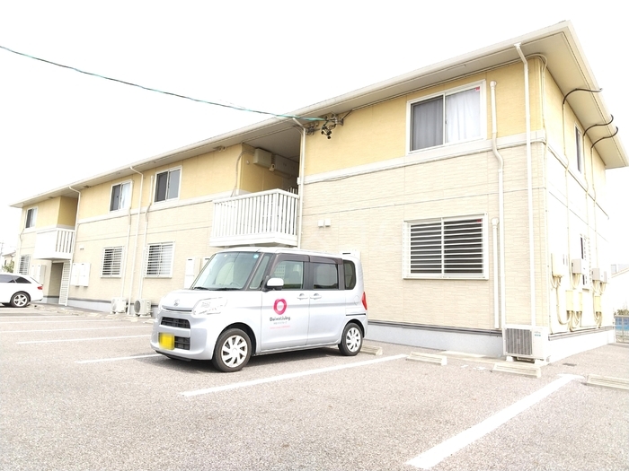 2/8 外観
