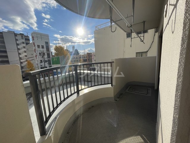 16/28 バルコニー
