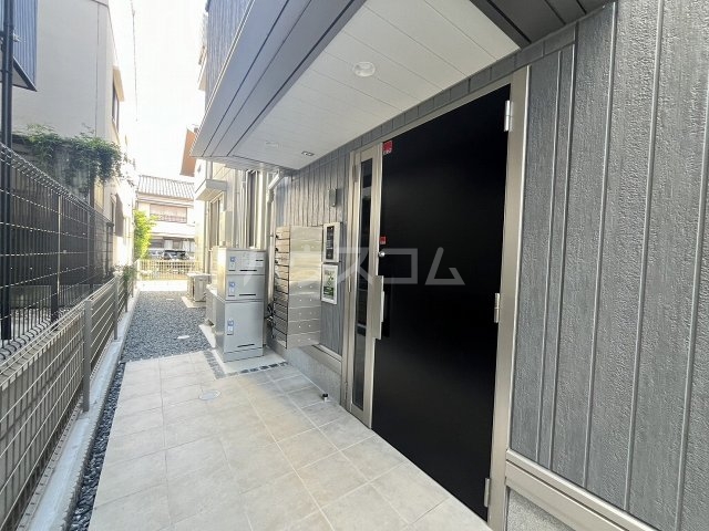 29/30 エントランス