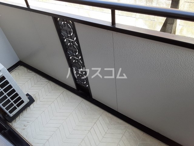 13/25 バルコニー