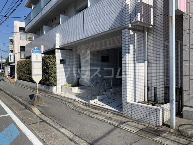 3/5 エントランス