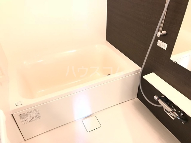 14/27 浴室