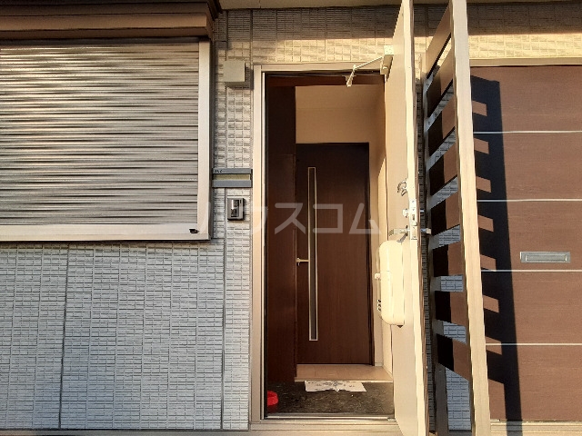 29/30 エントランス