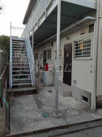 16/26 エントランス