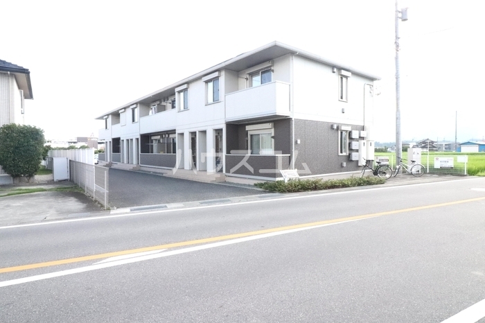 15/21 エントランス