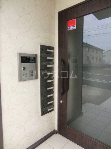 2/5 エントランス