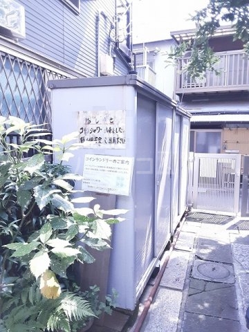 22/30 エントランス