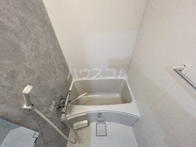 17/30 浴室