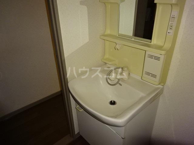 16/26 洗面