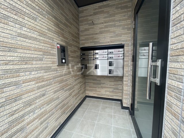 2/8 エントランス