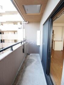 13/18 バルコニー