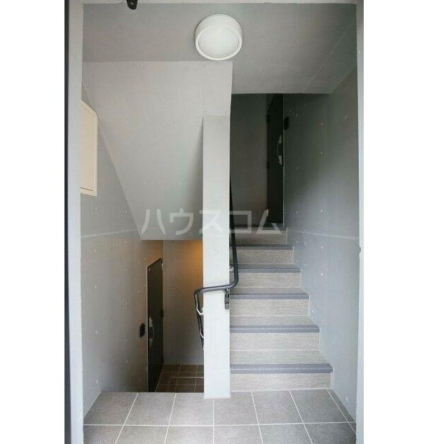 29/30 エントランス