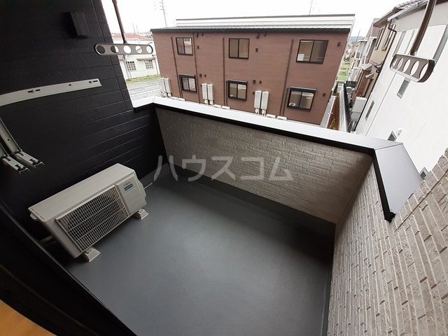 13/22 バルコニー