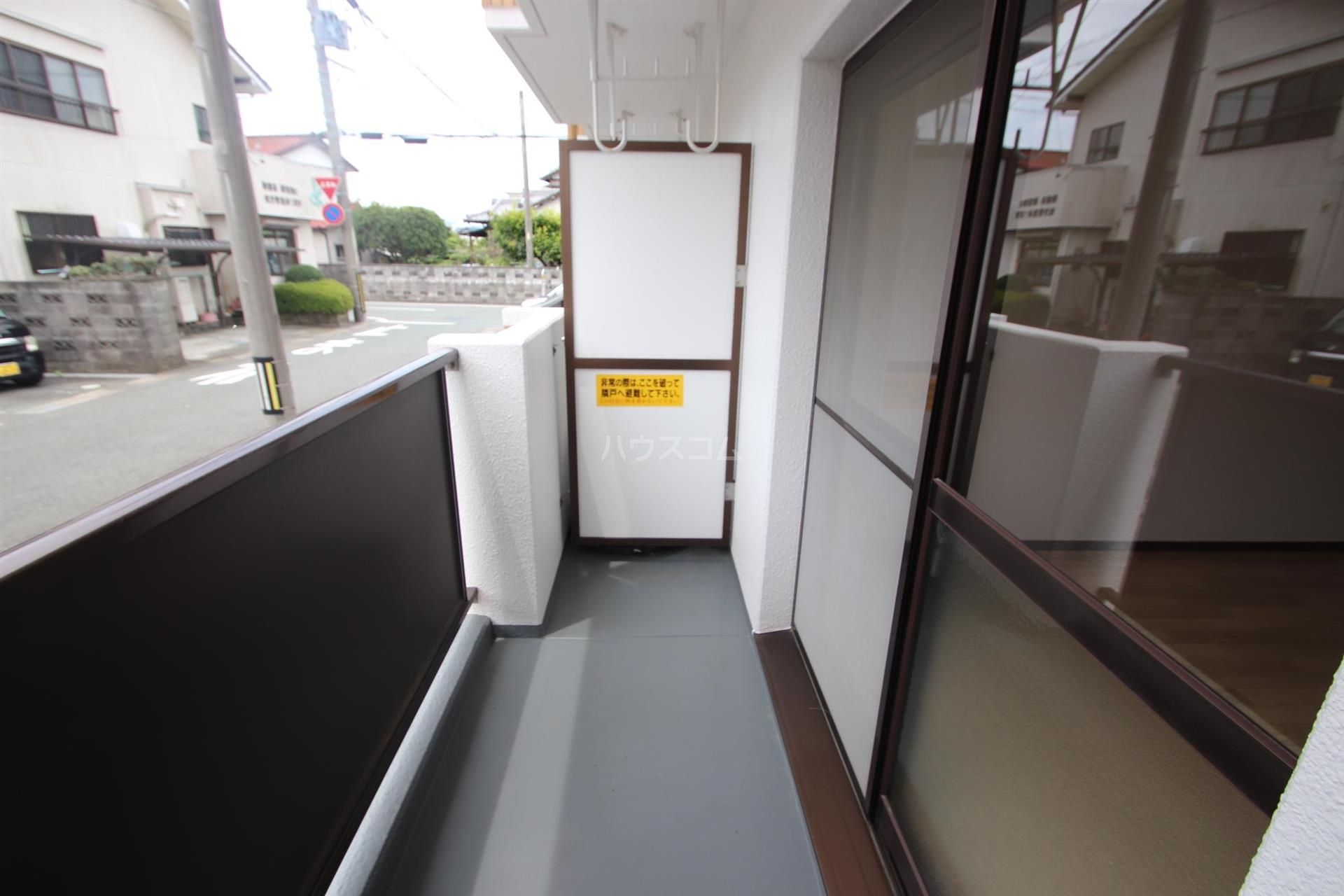 18/27 バルコニー