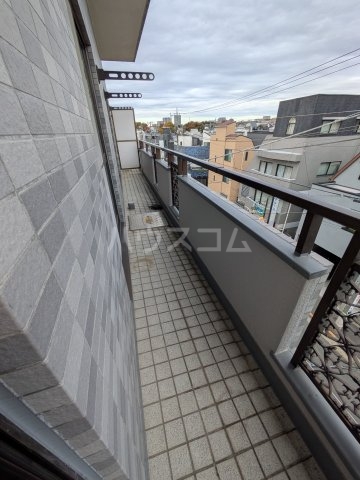 15/27 バルコニー