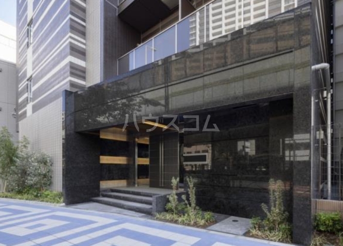 14/20 エントランス