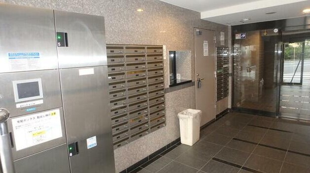 16/22 エントランス