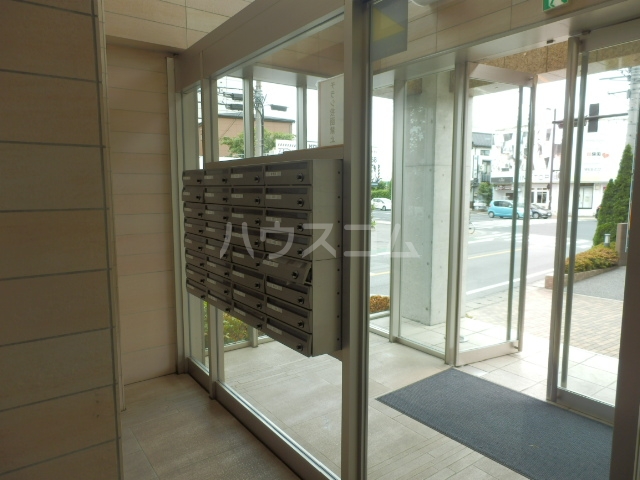 22/30 エントランス