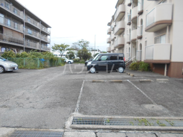 29/30 駐車場