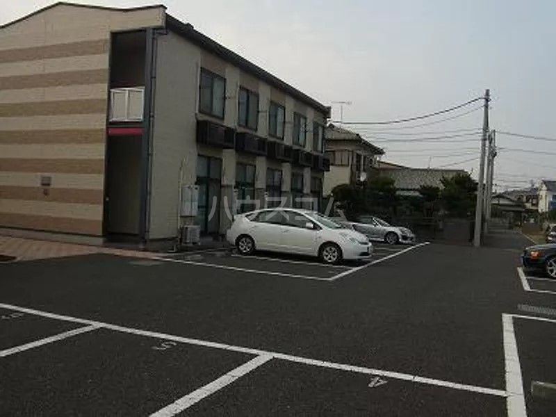 18/24 駐車場