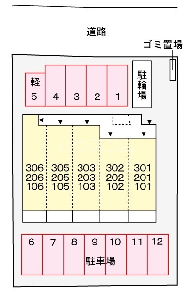 13/19 駐車場