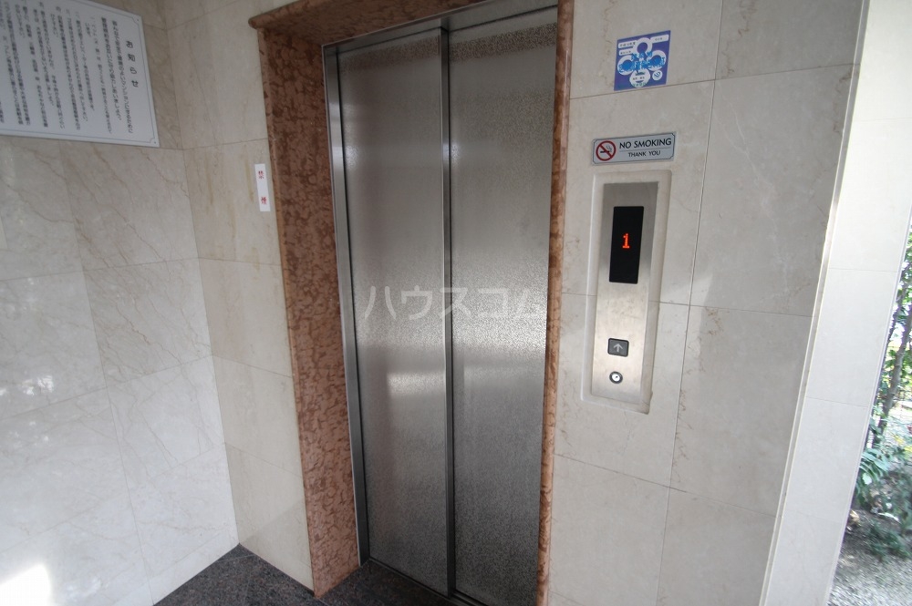 3/10 エントランス