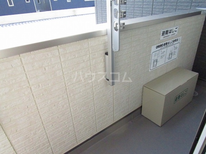 13/30 バルコニー