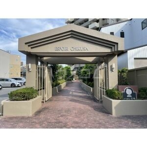 2/5 エントランス