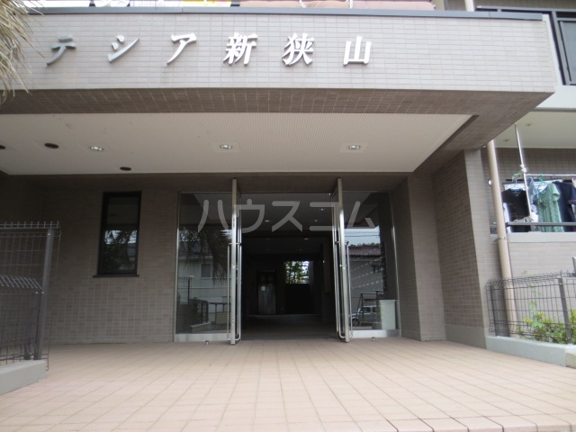 19/30 エントランス