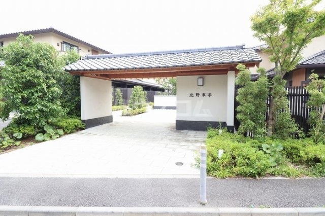 2/8 エントランス