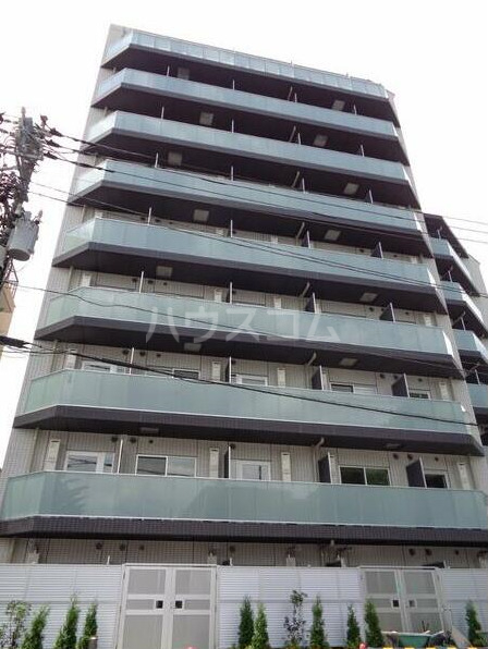 17/27 エントランス