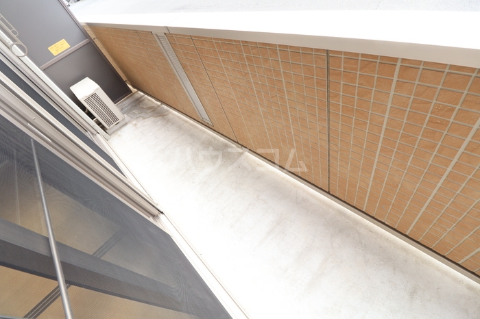 14/21 バルコニー