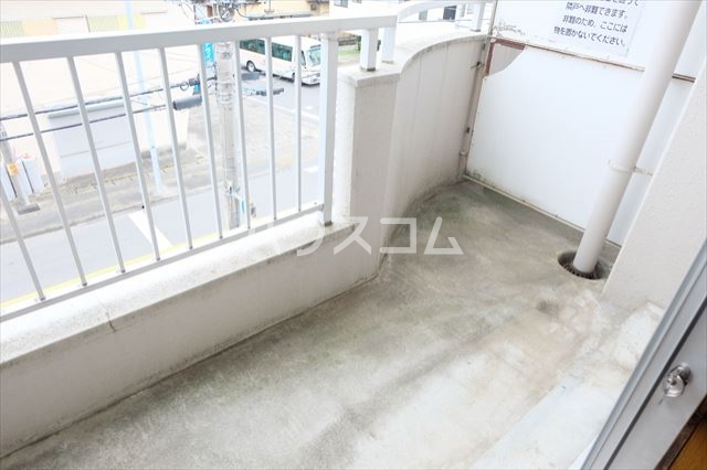 16/27 バルコニー