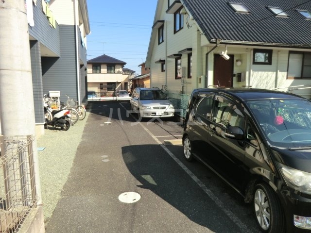 23/27 駐車場