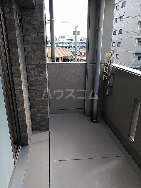 19/27 バルコニー