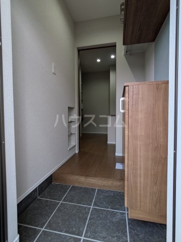 15/29 玄関