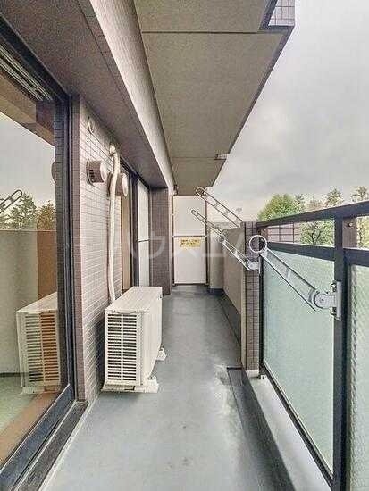 13/23 バルコニー