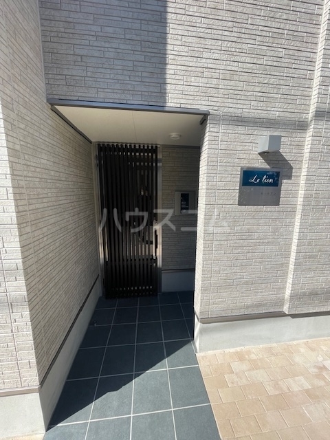 2/6 エントランス